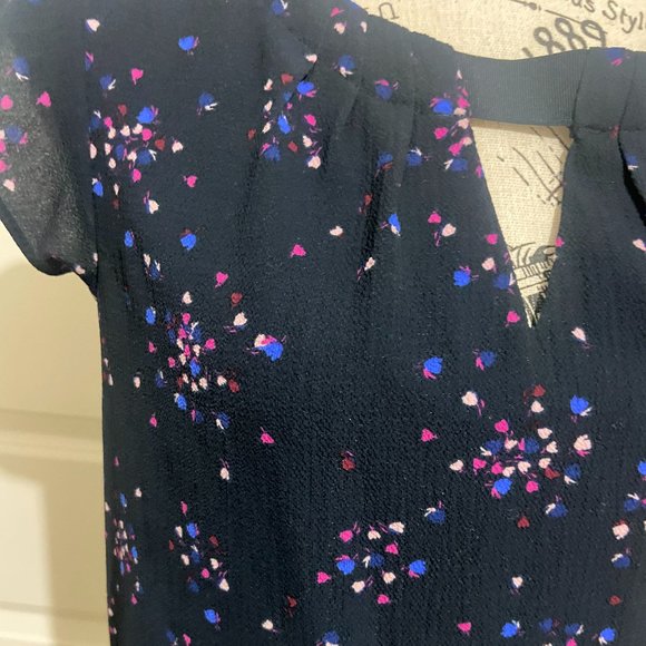 joe fresh navy blue blouse with cutouts - Picture 2 of 5